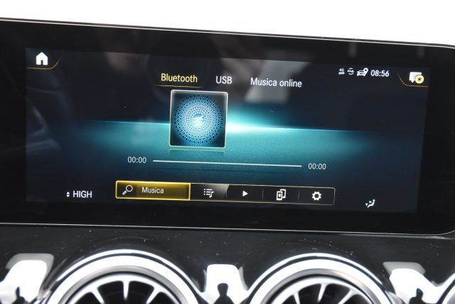 Mercedes-Benz B 180 2020