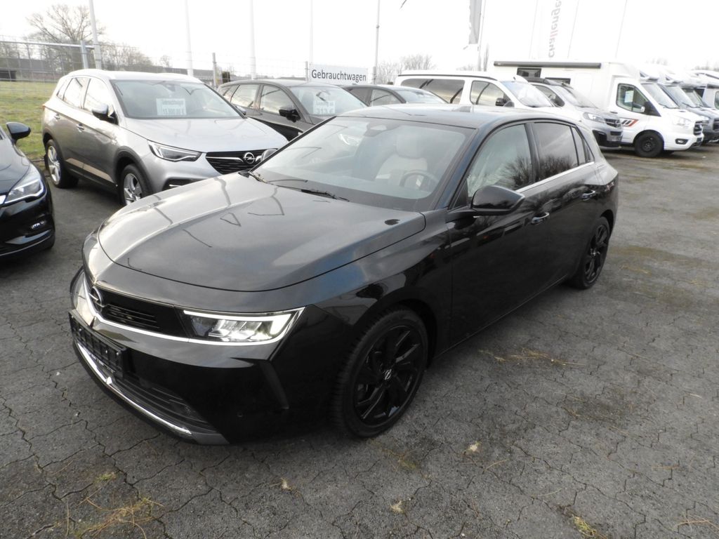 Opel Astra 2022