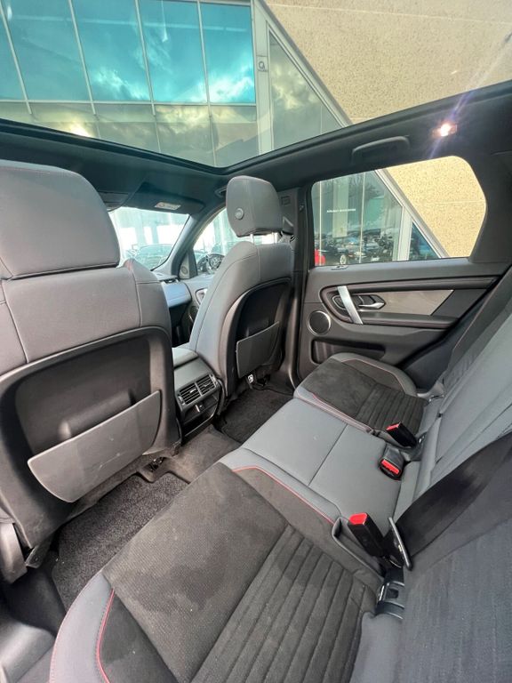 Land Rover Discovery Sport 2021