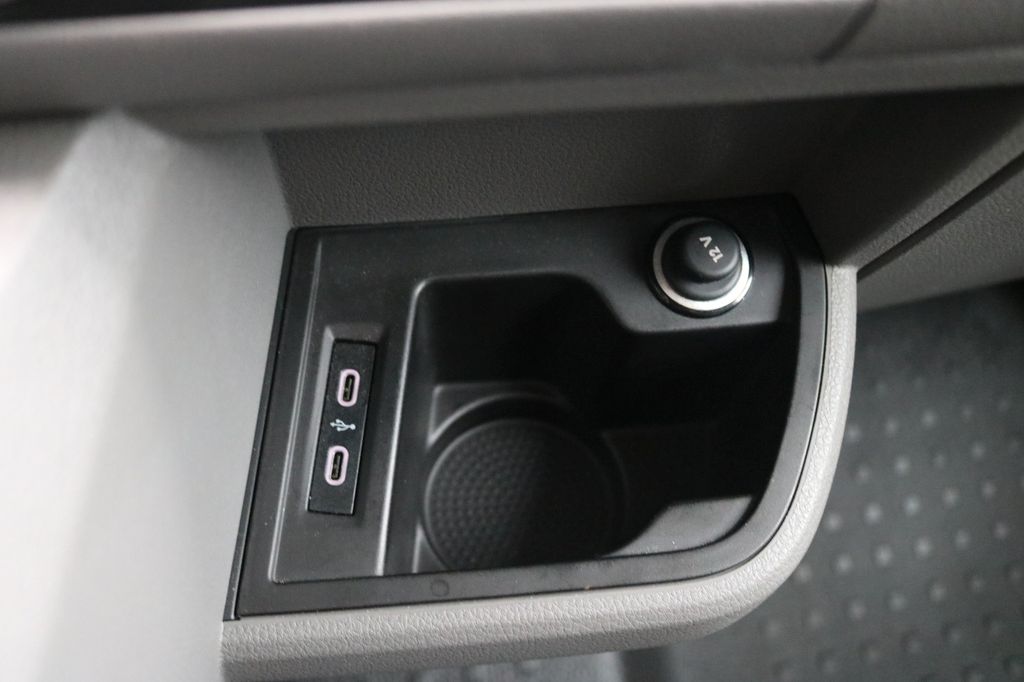 Volkswagen T6 Transporter 2023