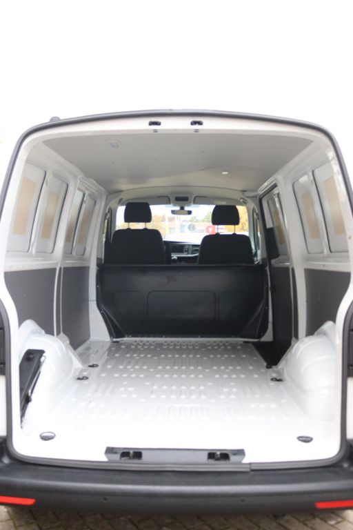 Volkswagen T6 Transporter 2023