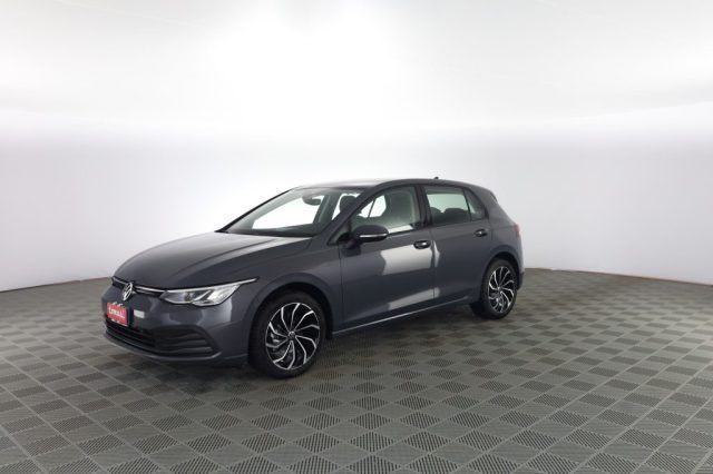 Volkswagen Golf 2024