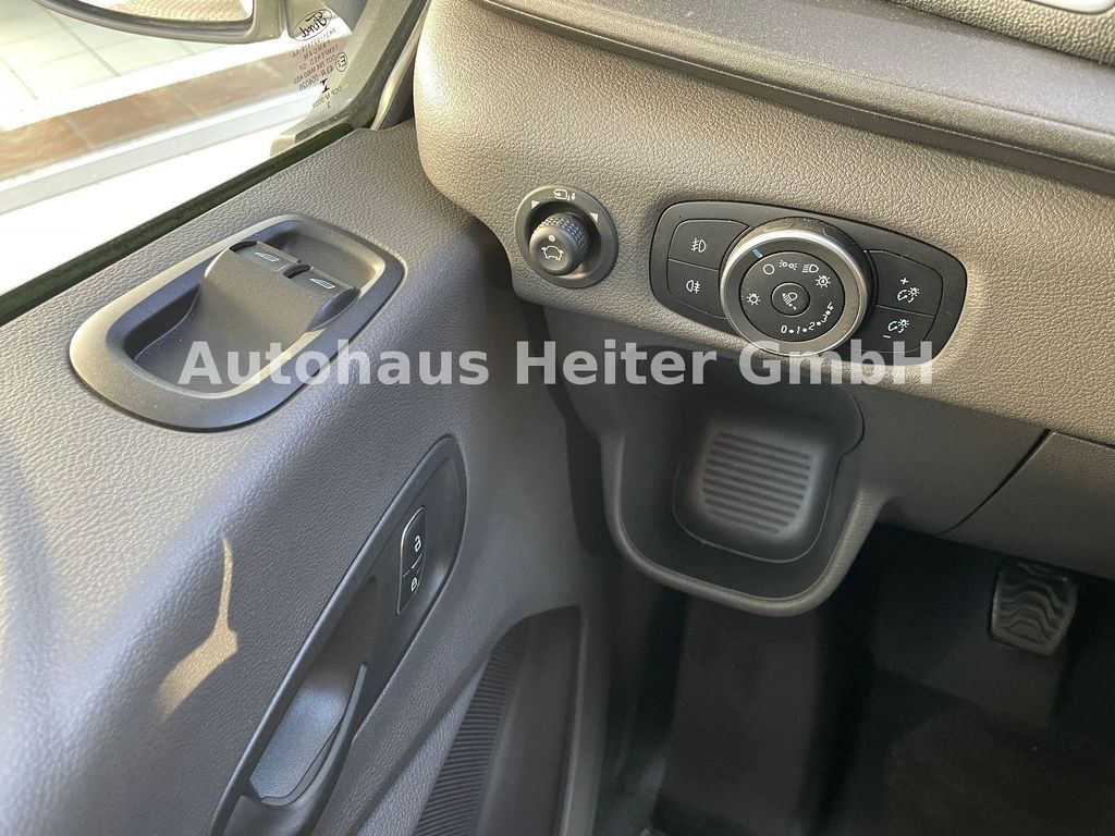 Ford Transit 2024