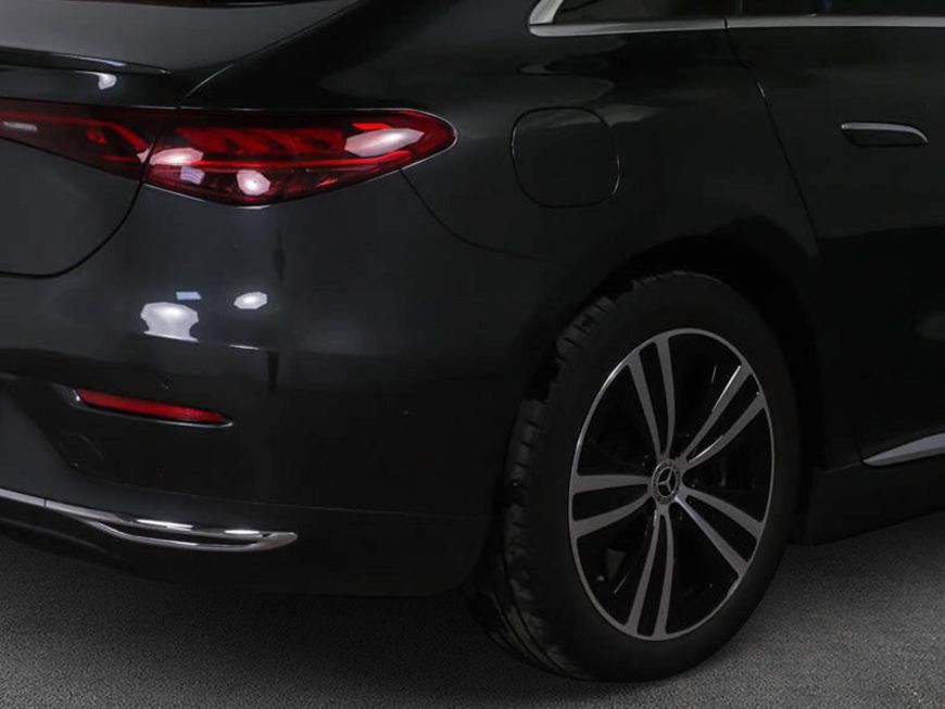 Mercedes-Benz EQE 2024