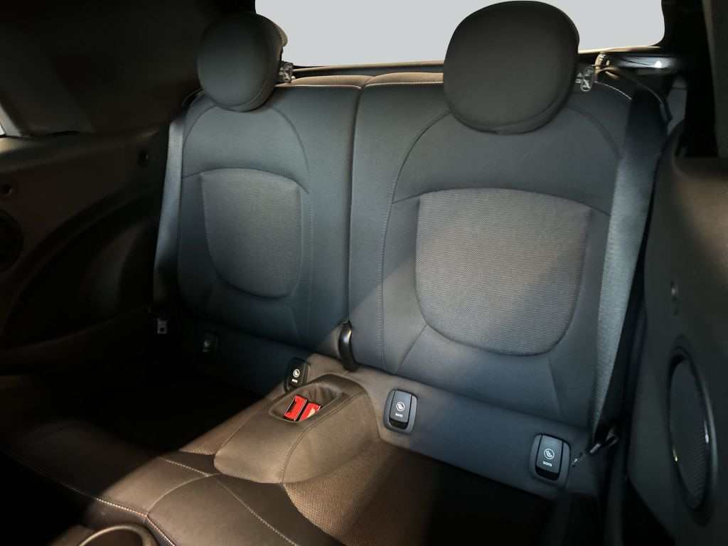 MINI One Cabrio 2022