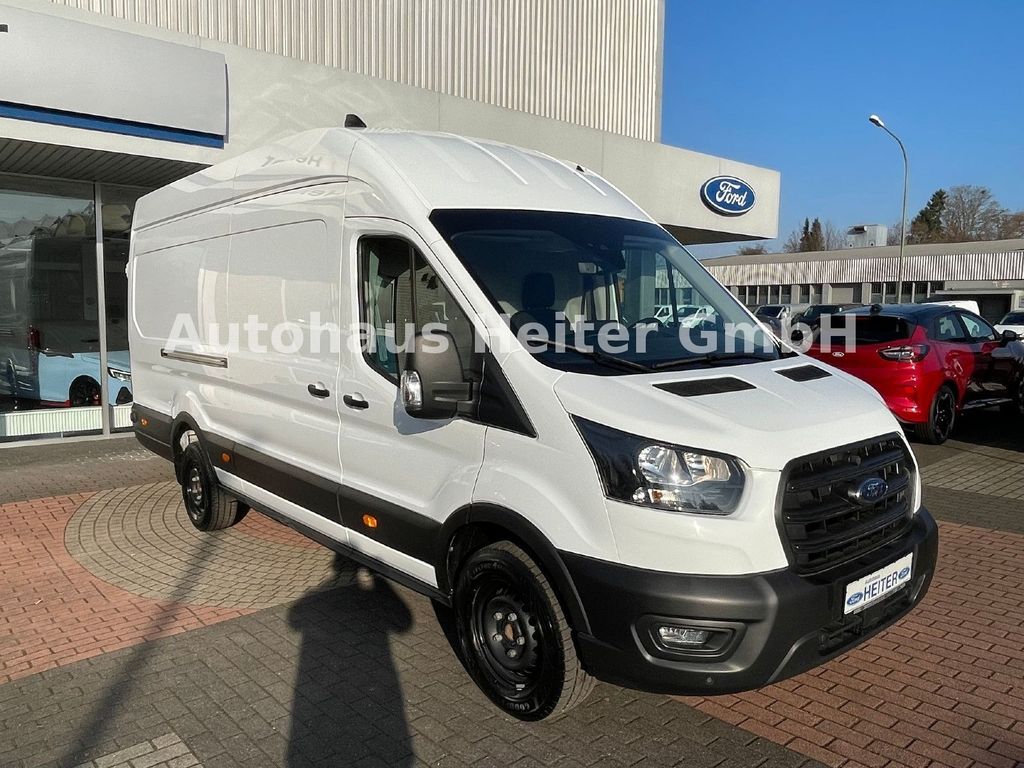 Ford Transit 2024