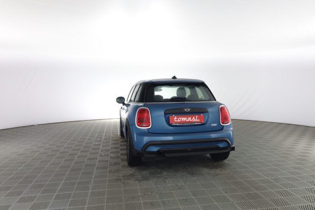 MINI ONE 2021