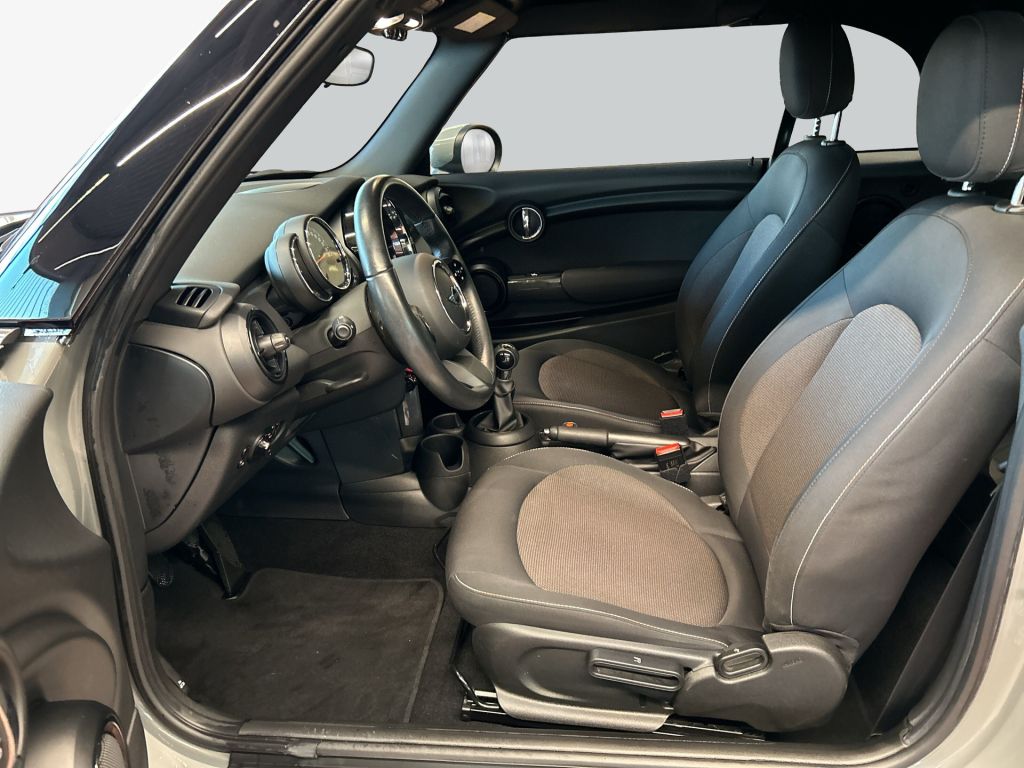 MINI One Cabrio 2022