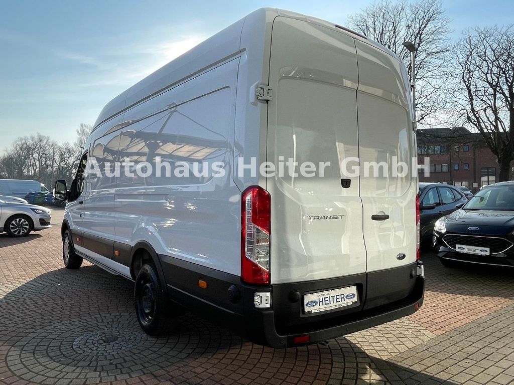 Ford Transit 2024