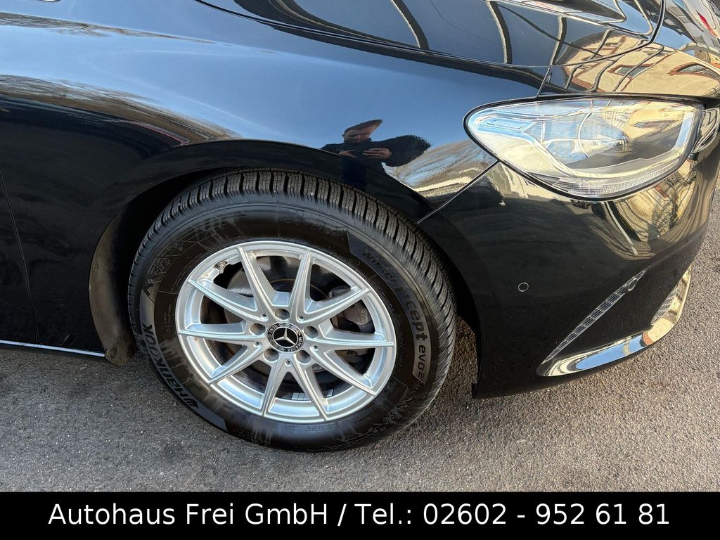 Mercedes-Benz B 180 2020