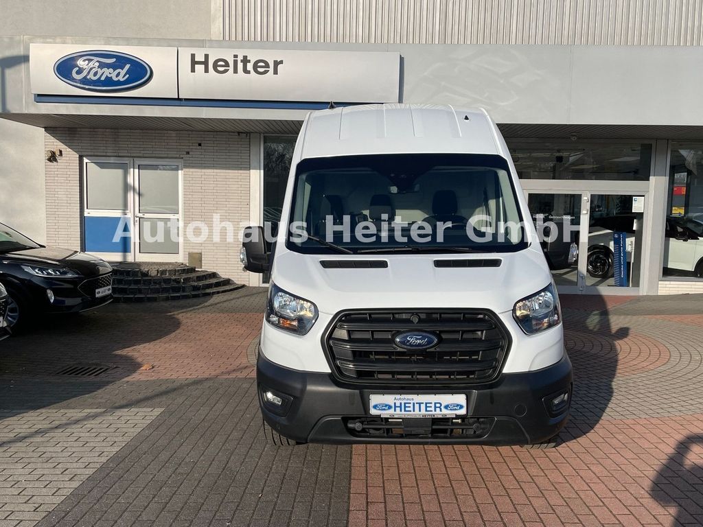 Ford Transit 2024