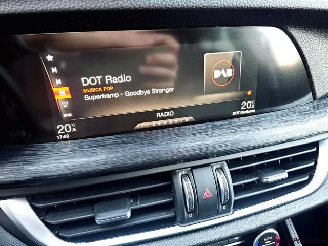 Alfa Romeo Stelvio 2019