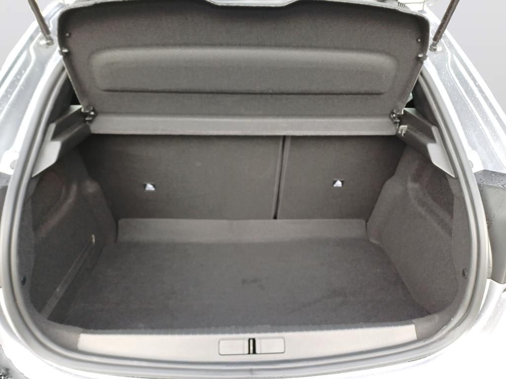 Peugeot 208 2023