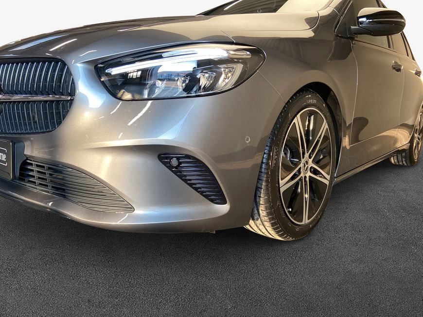 Mercedes-Benz B 200 2024