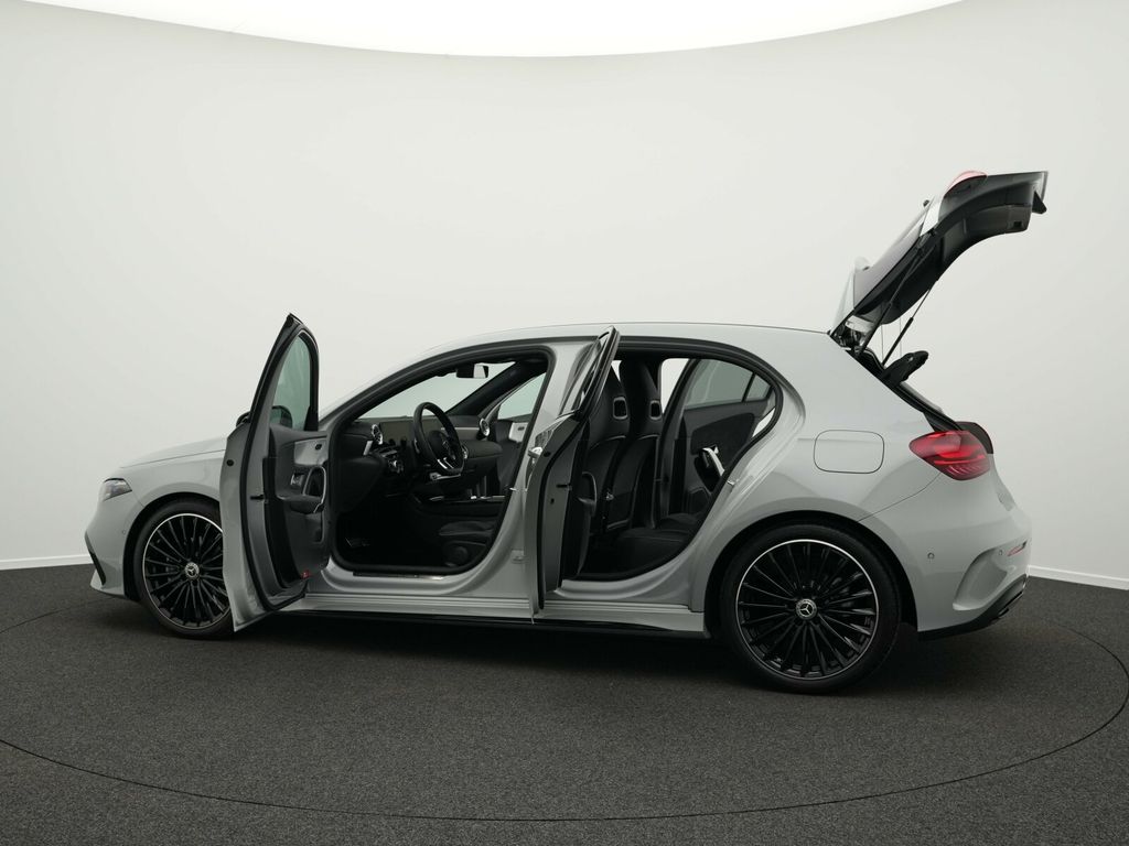 Mercedes-Benz A 200 2025