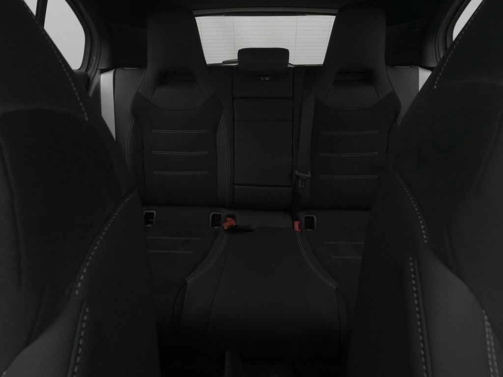 Mercedes-Benz A 200 2025