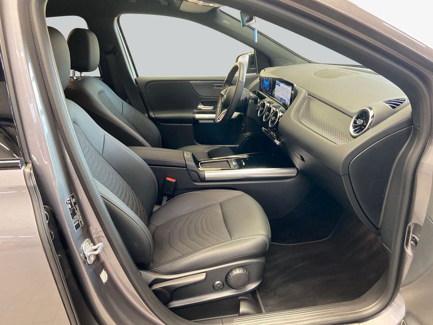 Mercedes-Benz B 200 2024