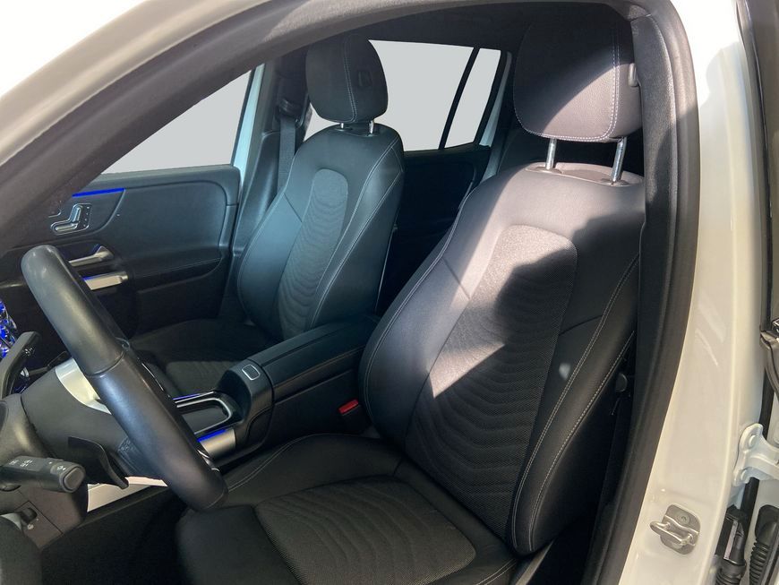 Mercedes-Benz GLB 200 2024