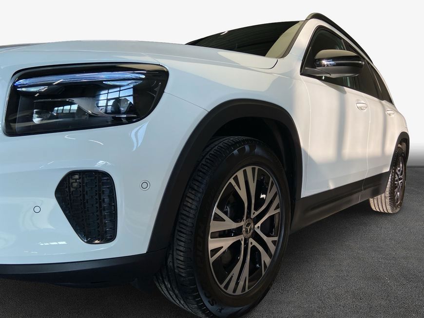 Mercedes-Benz GLB 200 2024