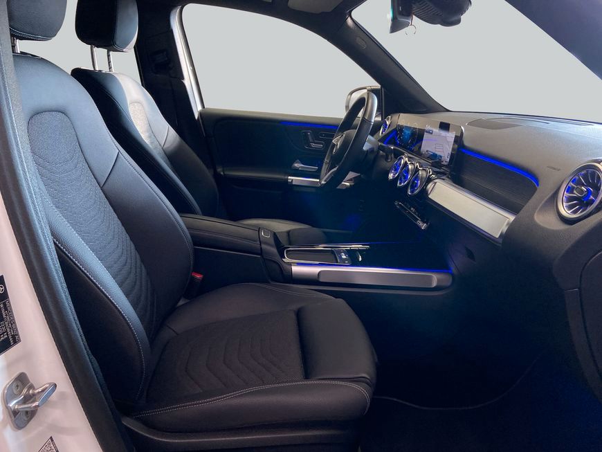 Mercedes-Benz GLB 200 2024