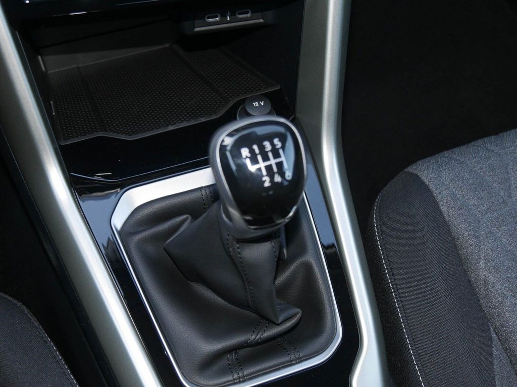 Volkswagen T-Roc 2024