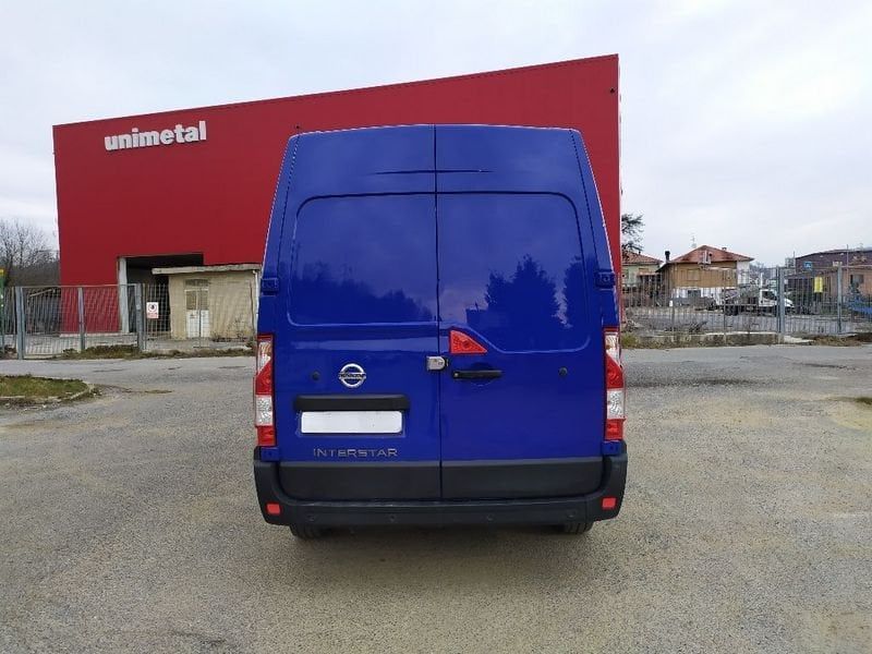 Nissan Interstar 2022