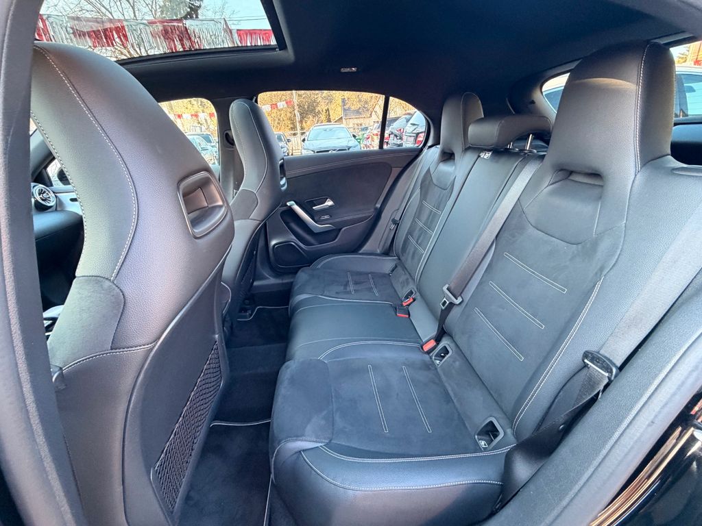 Mercedes-Benz A 250 2021