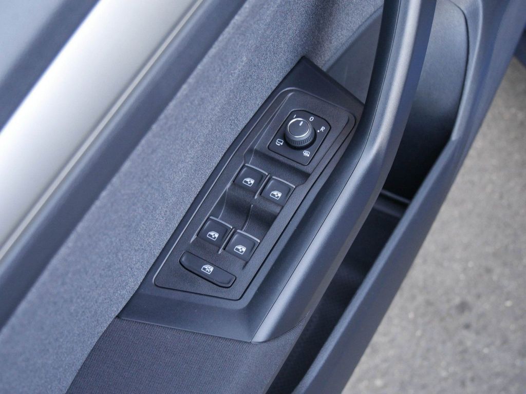 Volkswagen T-Roc 2024