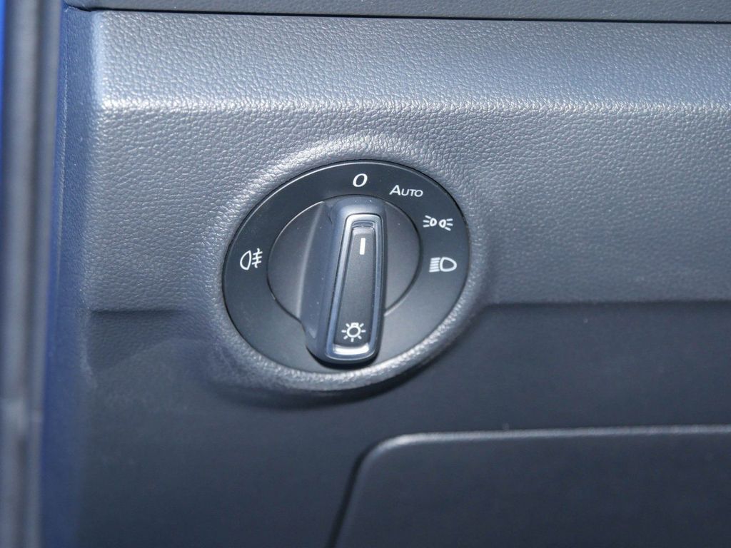 Volkswagen T-Roc 2024