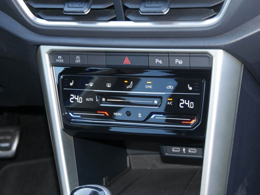 Volkswagen T-Roc 2024