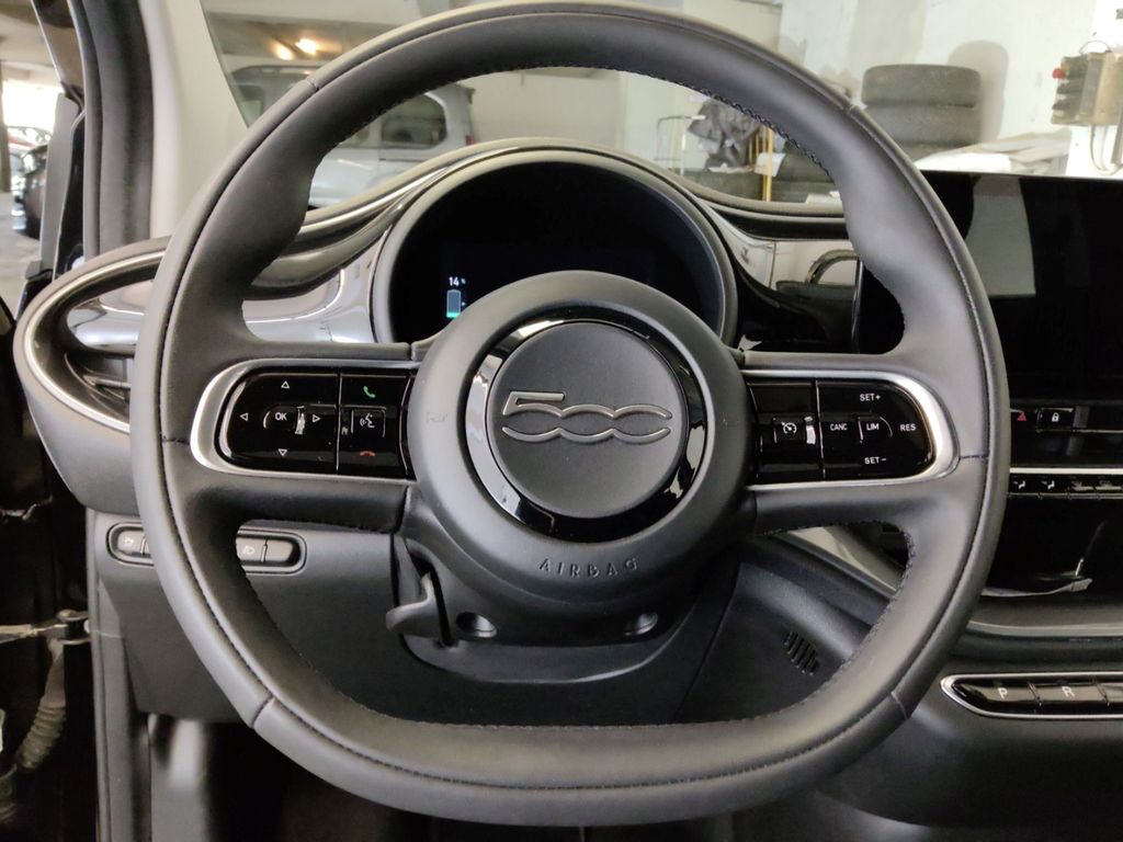 Fiat 500e 2023