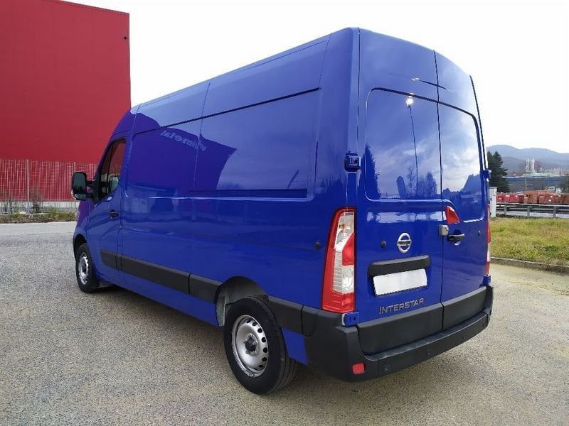 Nissan Interstar 2022