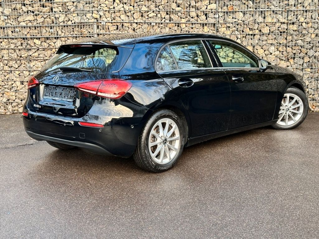 Mercedes-Benz A 180 2021