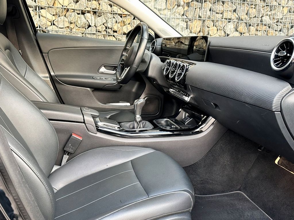 Mercedes-Benz A 180 2021