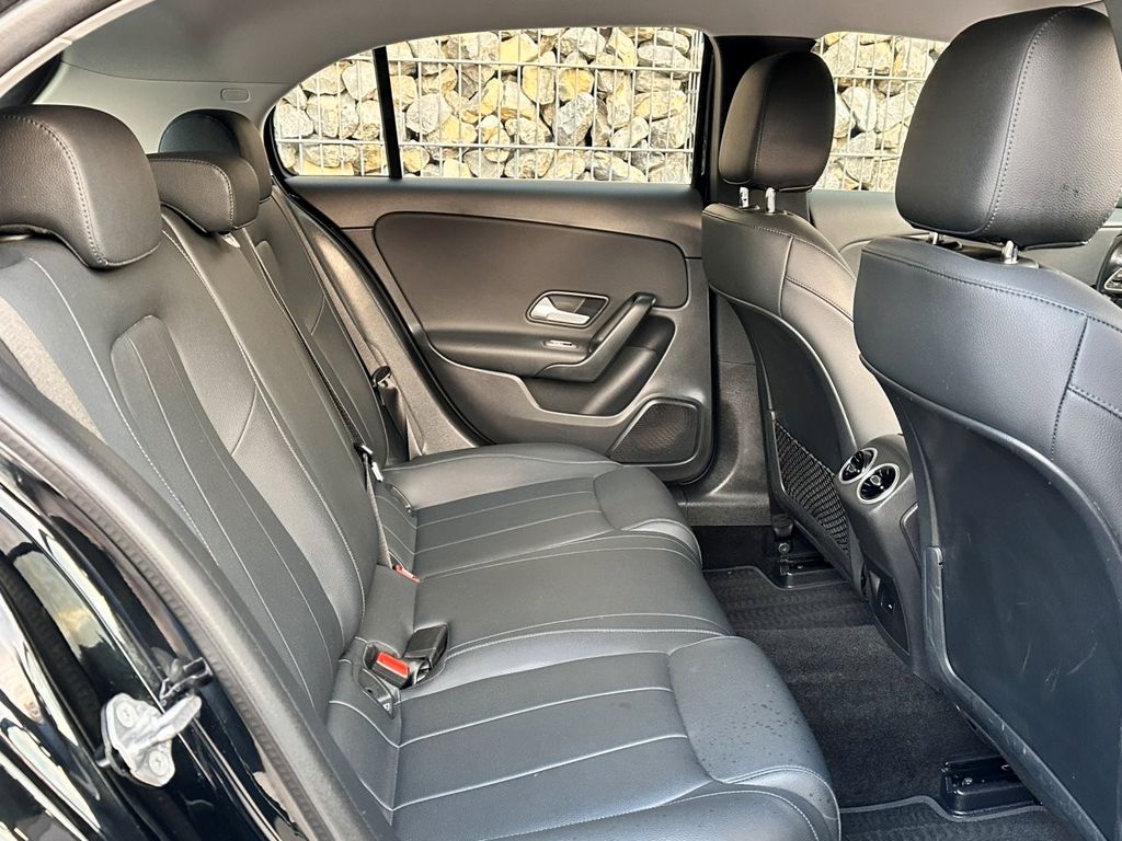 Mercedes-Benz A 180 2021