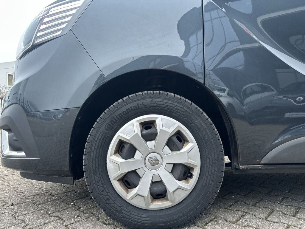 Renault Trafic 2023