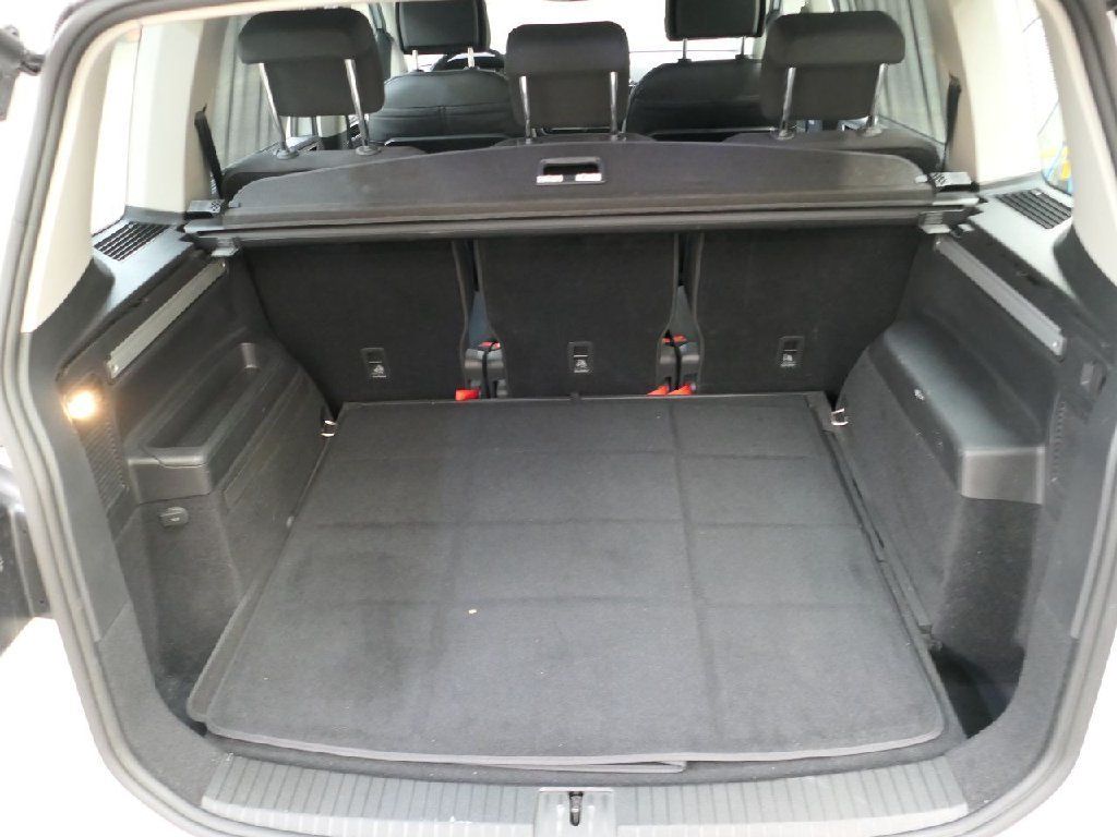 Volkswagen Touran 2021