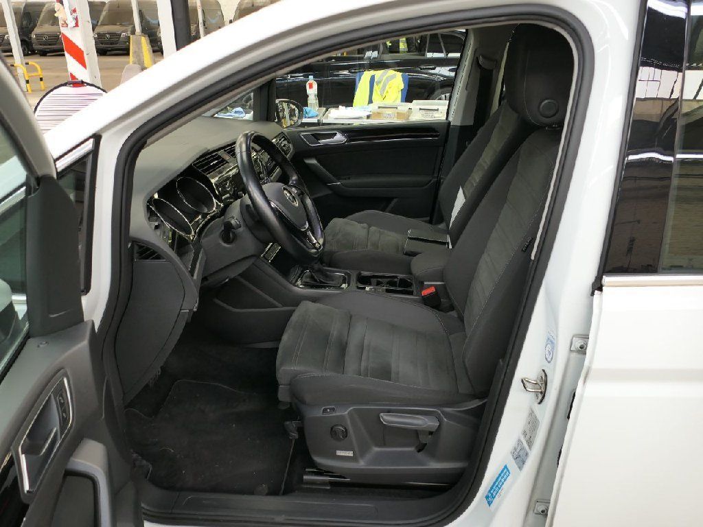 Volkswagen Touran 2021