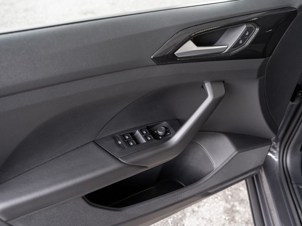 Volkswagen T-Cross 2024