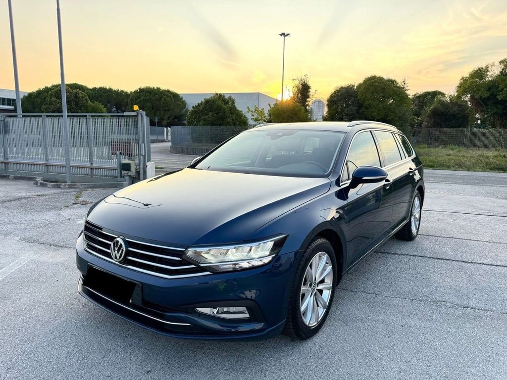 Volkswagen Passat 2022
