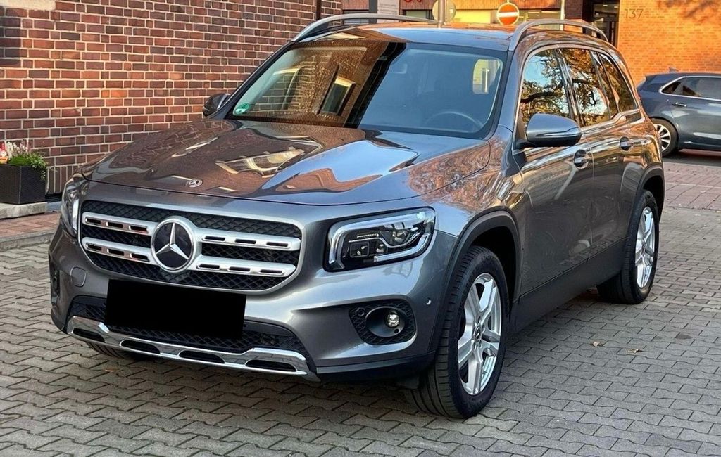 Mercedes-Benz GLB 180 2021