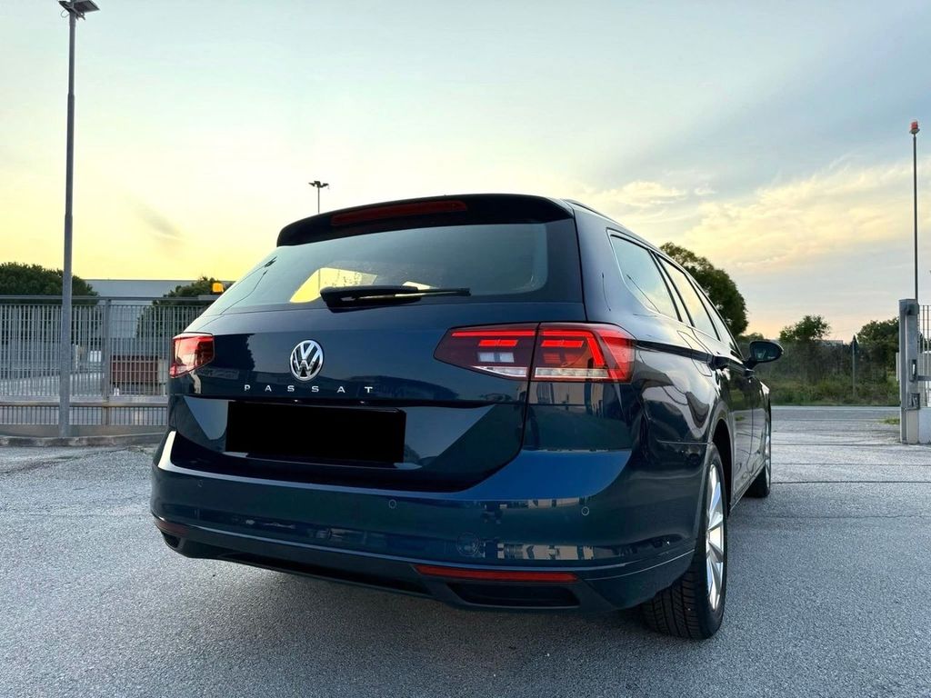 Volkswagen Passat 2022