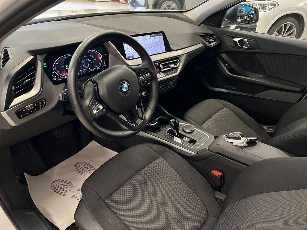 BMW 116 2022