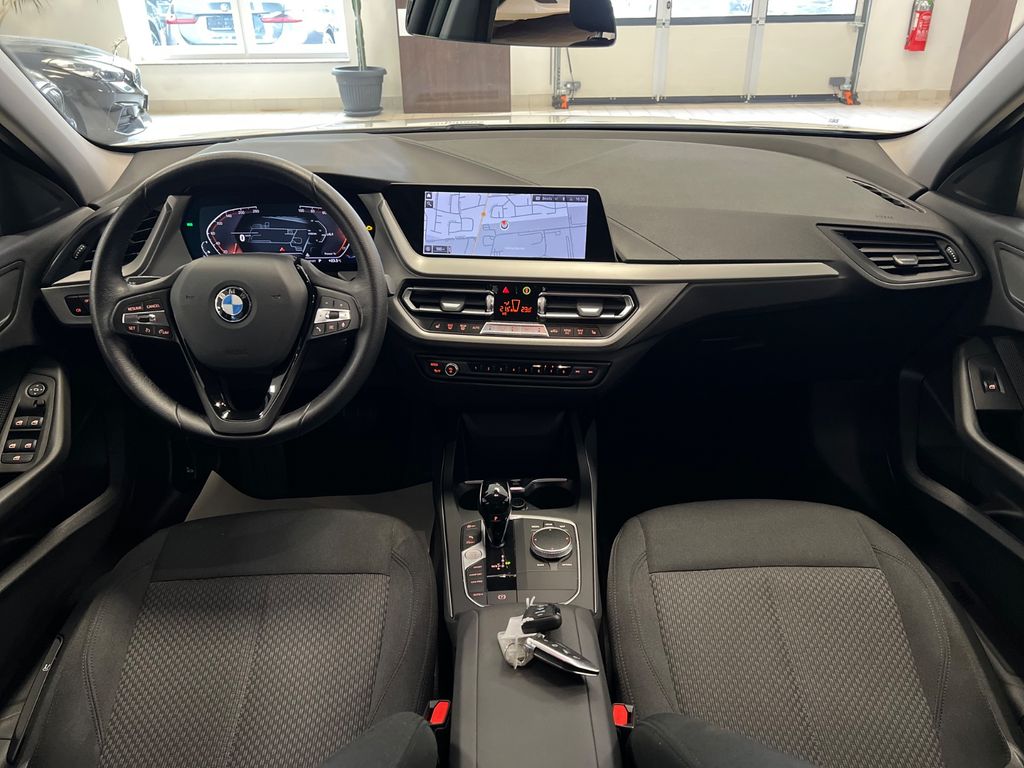 BMW 116 2022