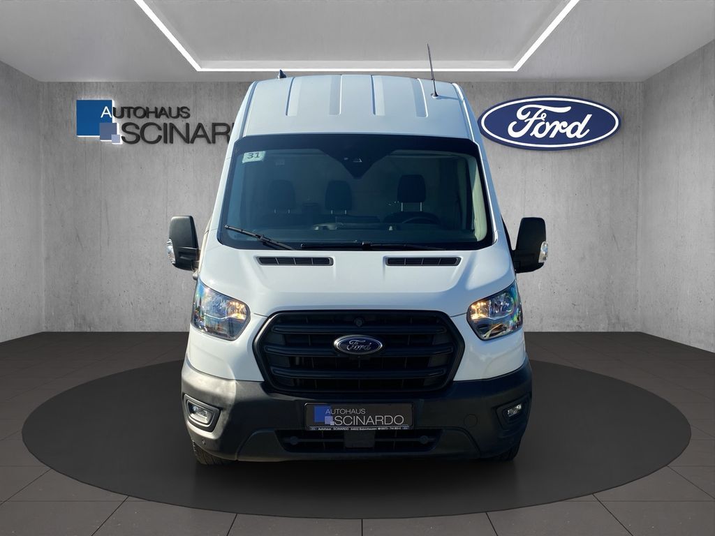 Ford Transit 2024