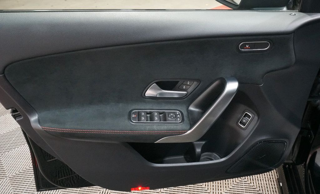 Mercedes-Benz A 200 2022