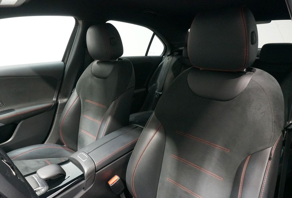 Mercedes-Benz A 200 2022