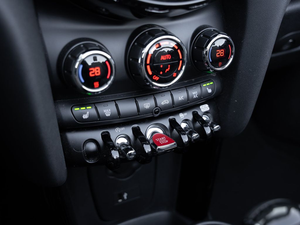 MINI Cooper Cabrio 2022