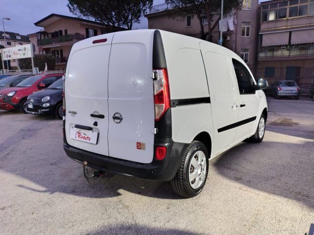Nissan NV250 2021