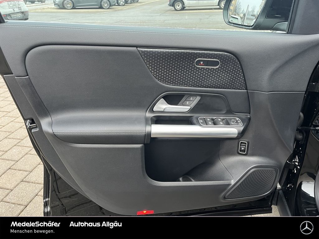 Mercedes-Benz GLA 180 2024